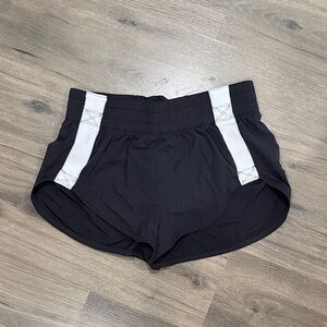 Trail Angle Women's Black Athletic Shorts